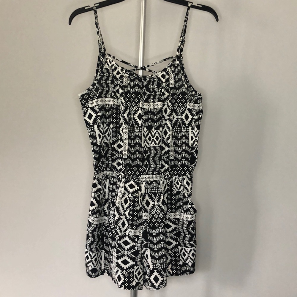 Arizona Jeans Boho Print Shorts Romper Size Small S